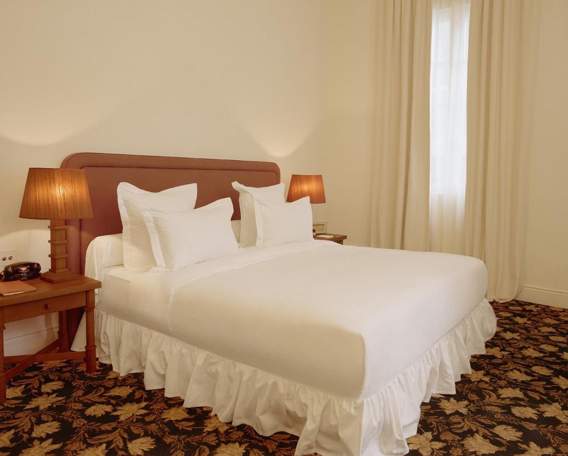 Chateau Voltaire Hotel