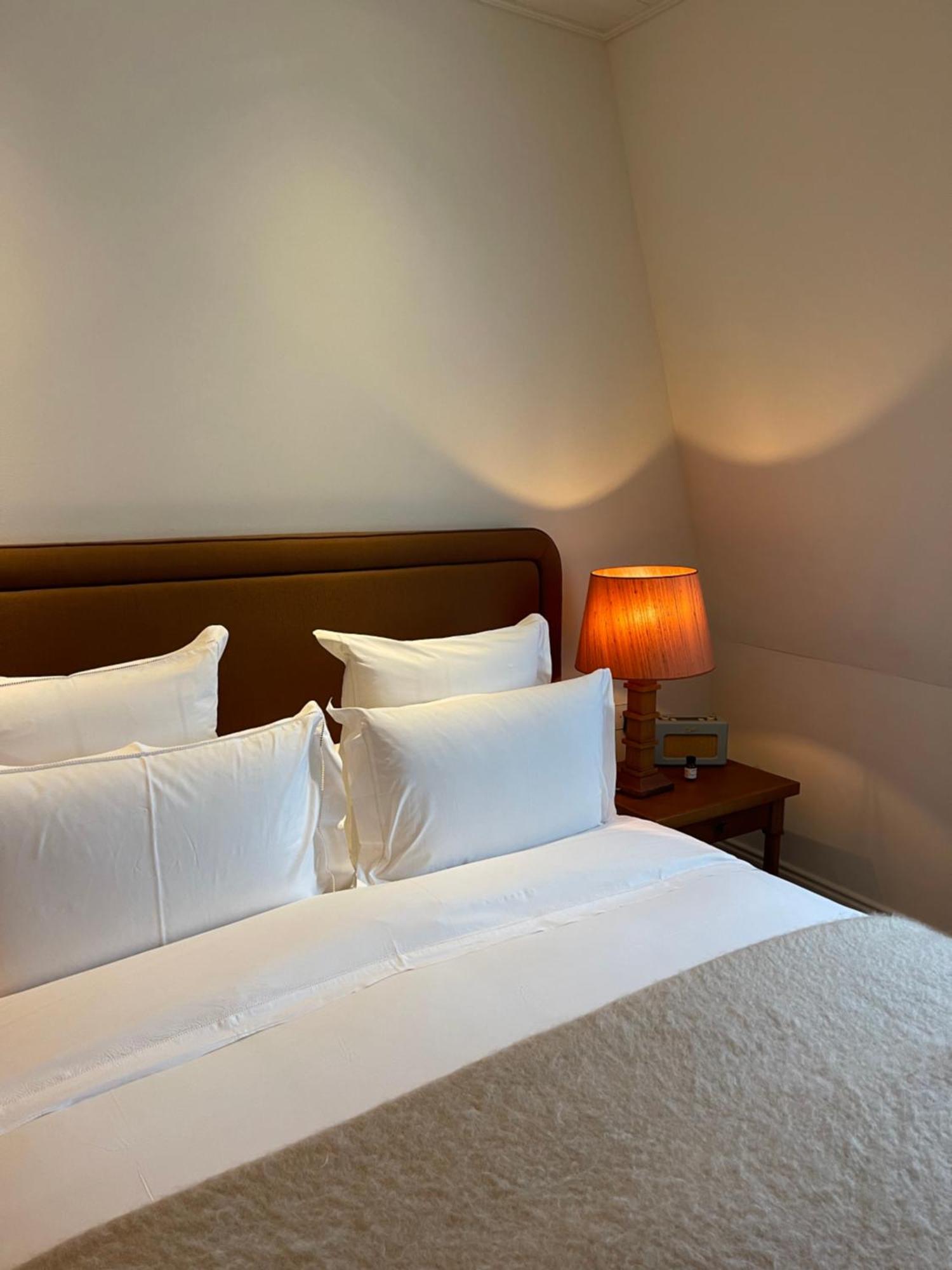 Chateau Voltaire Hotel Parigi