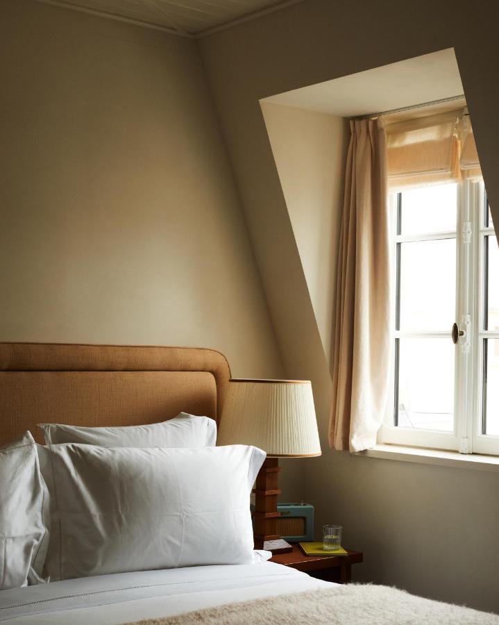 Chateau Voltaire Hotel Parigi