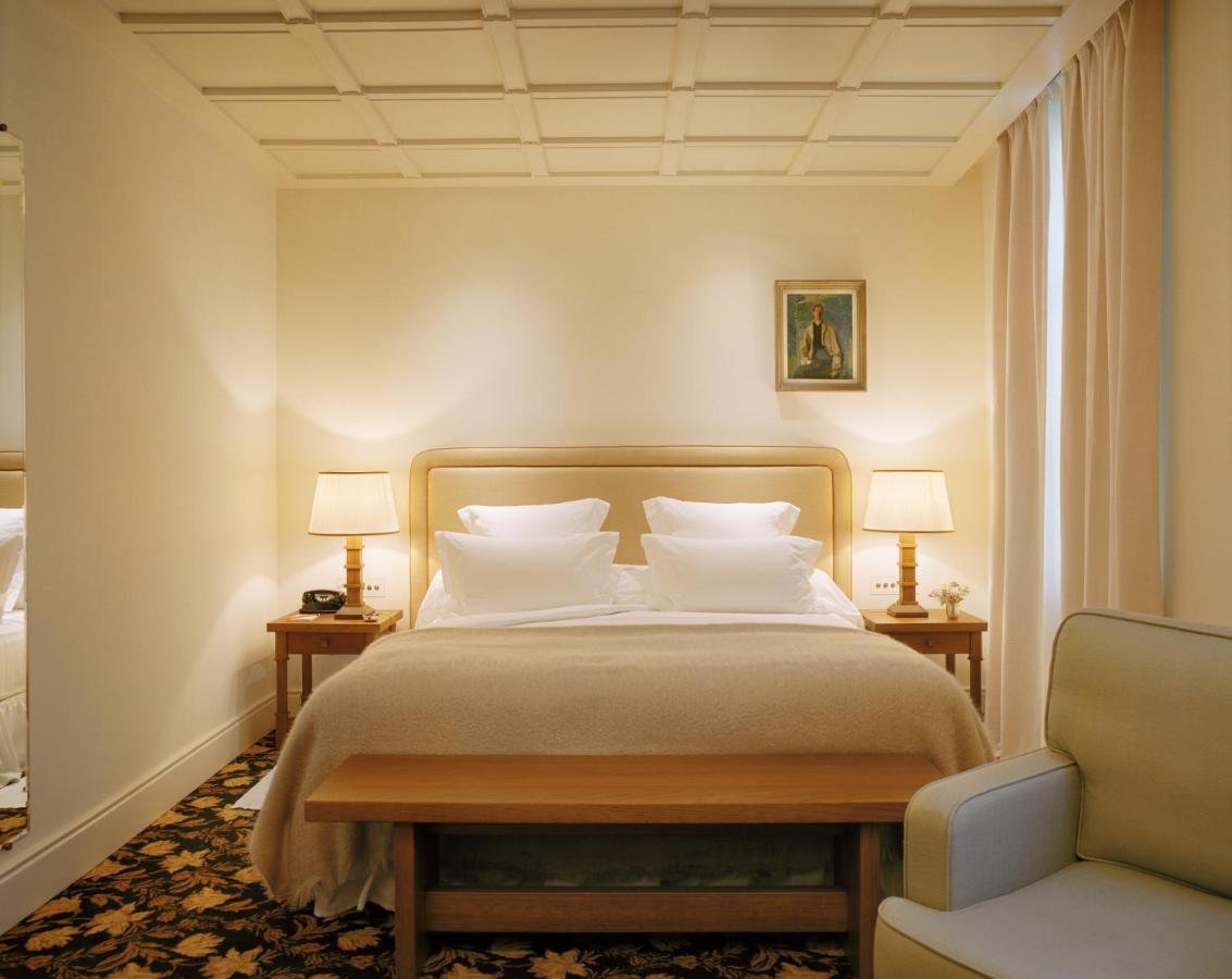 Hotel Chateau Voltaire Parigi