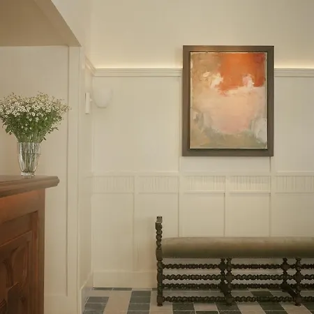 Chateau Voltaire Parigi