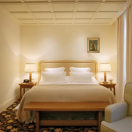 Hotel Chateau Voltaire Parigi