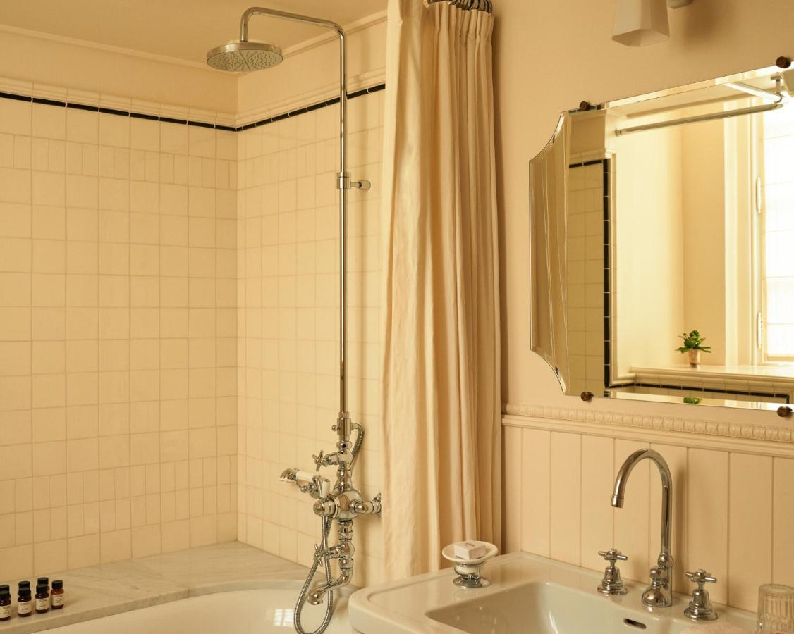 Hotel Chateau Voltaire 5*