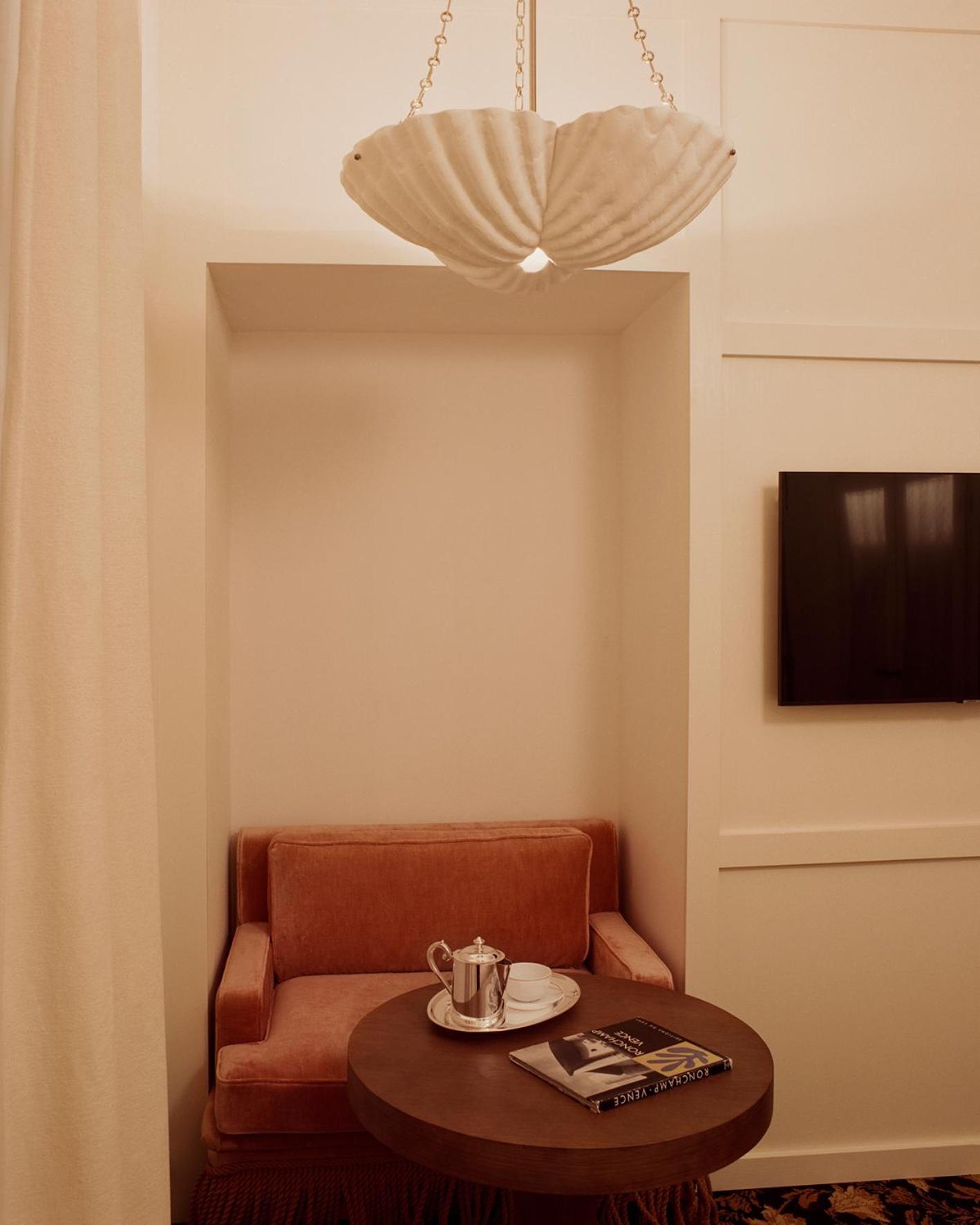 Hotel Chateau Voltaire 5*