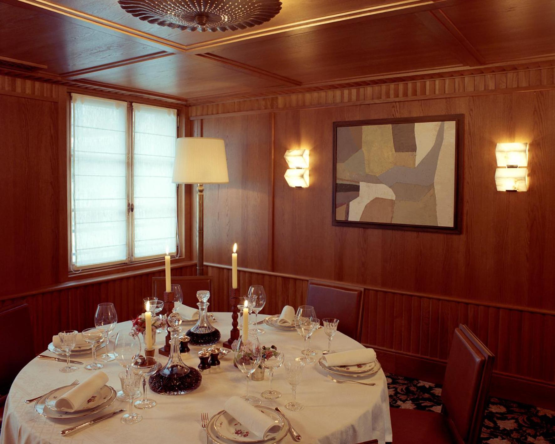 Chateau Voltaire Paris